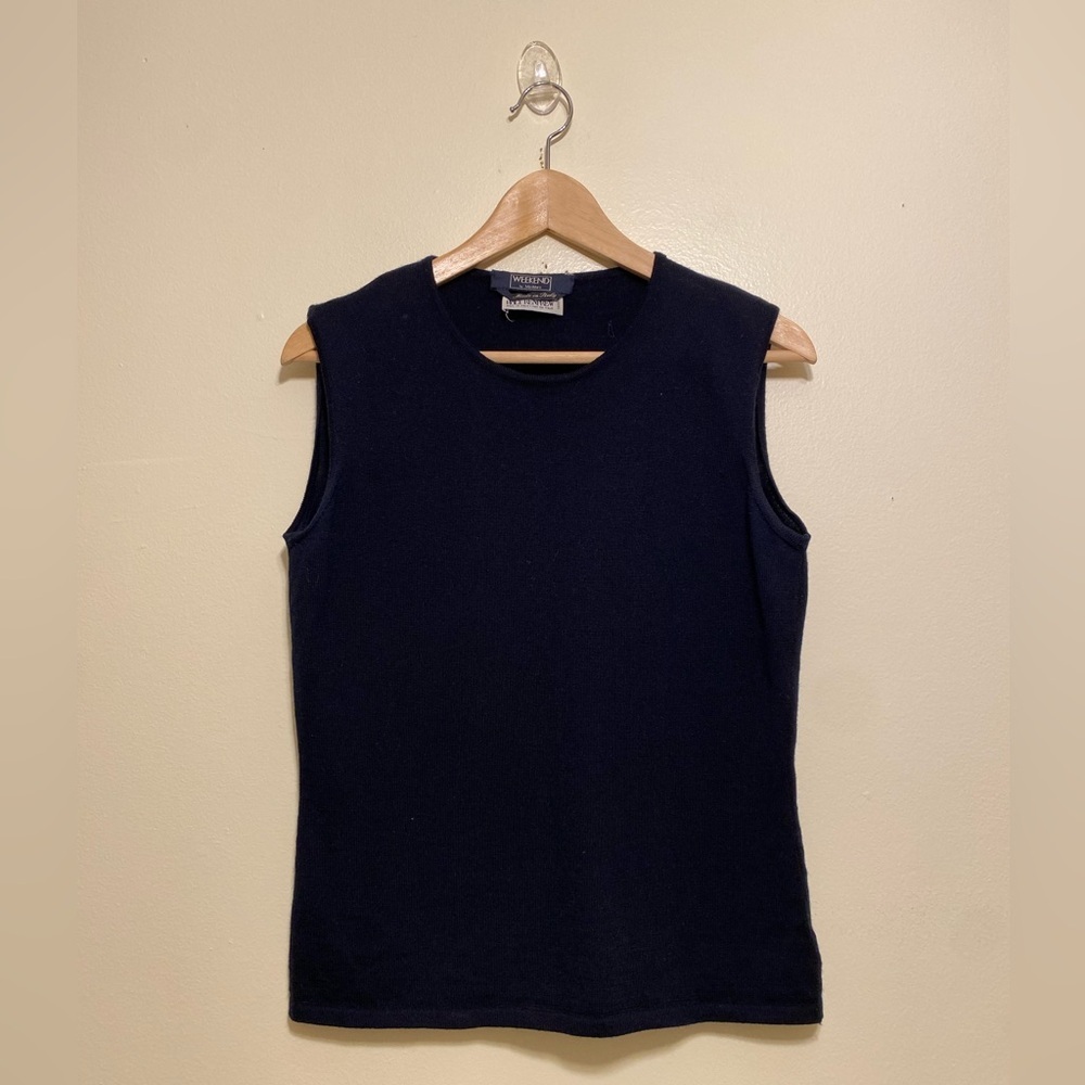 Weekend by MaxMara Wool Sleeveless Knit Tank - Black . Size L
